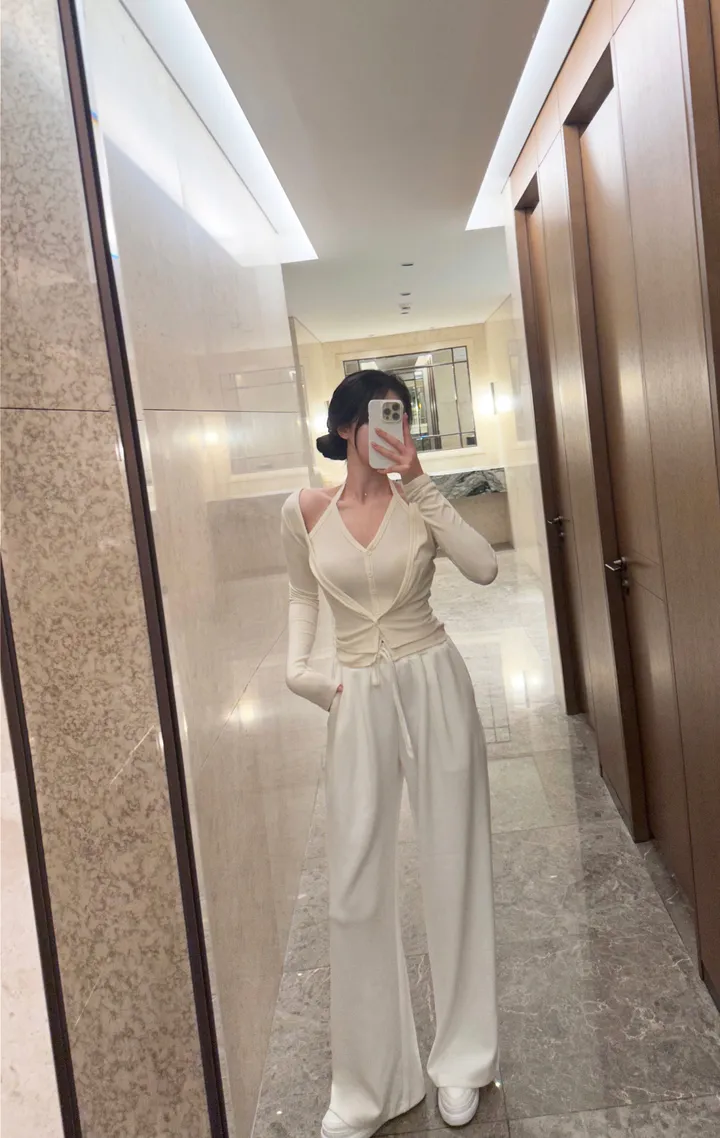 오묘한컬러감🌹*뷰엘단독* 아망 홀터넥 나시 가디건 투피스 세트 레이어드 가디건 봄가디건 상세 이미지 42