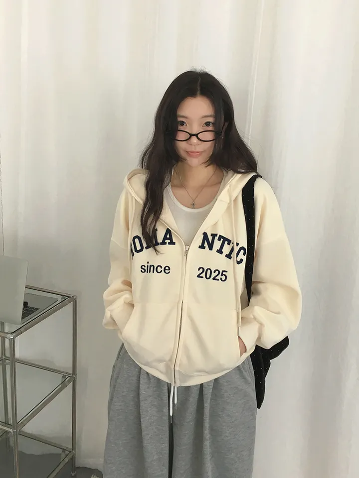 [퀄보장!🤍/6color 자수레터링 아방핏 데일리 후드집업] 로맨틱자수레터링후드집업 상세 이미지 11