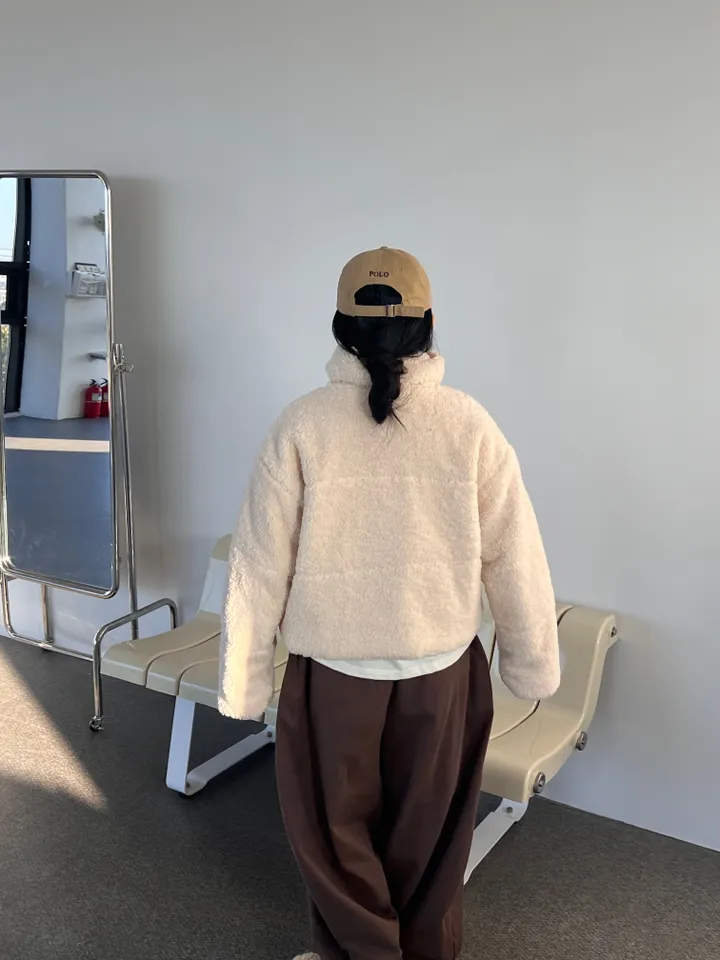 교복템 - 뽀글이 크롭 하이넥 양털패딩 - 점퍼 상세 이미지 42