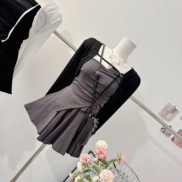 ❤️최저가❤️ *3pc [세트가격!/하이틴!] 펜시 스트랩 셔링나시 언발 사선 튜브탑 크롭나시 긴팔 크롭가디건 니트가디건 볼레로가디건 밴딩 A라인 플레어 미니스커트 여름투피스 세트 상세 이미지 12