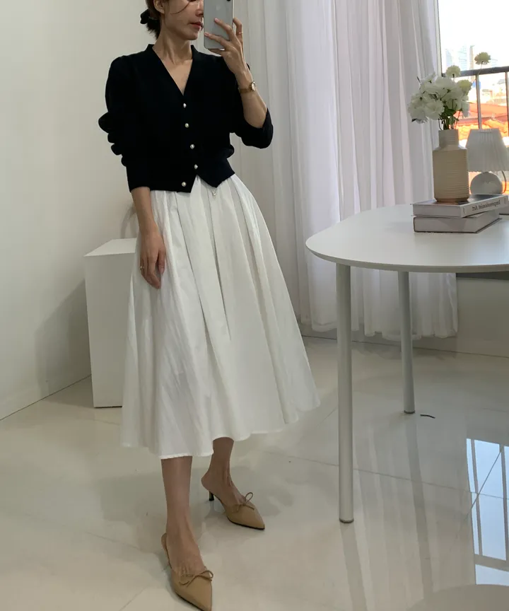 주문폭주💝[BEST]인기상품❤️부드러운 간절기 진주 버튼 브이넥 가디건/하객룩/출근룩/봄/봄가디건/아우터/간절기/하객룩/개강룩/데이트룩/출근룩 상세 이미지 3