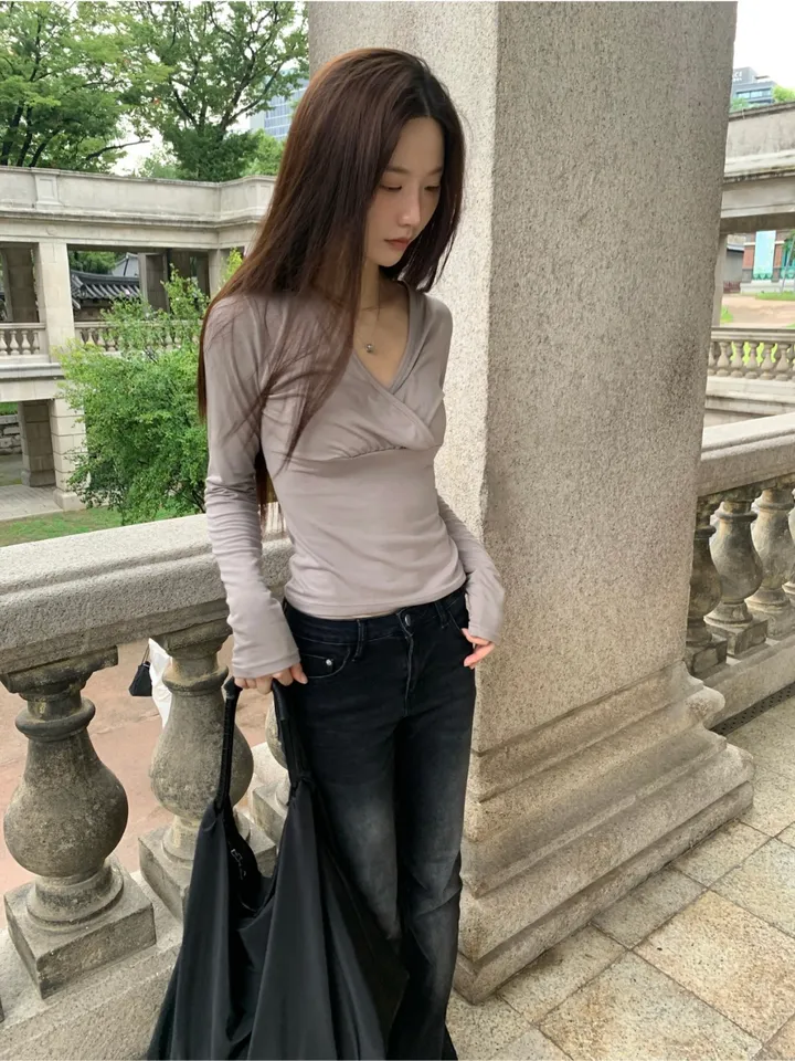 긴팔 티셔츠 모델 착용 이미지-S1L63