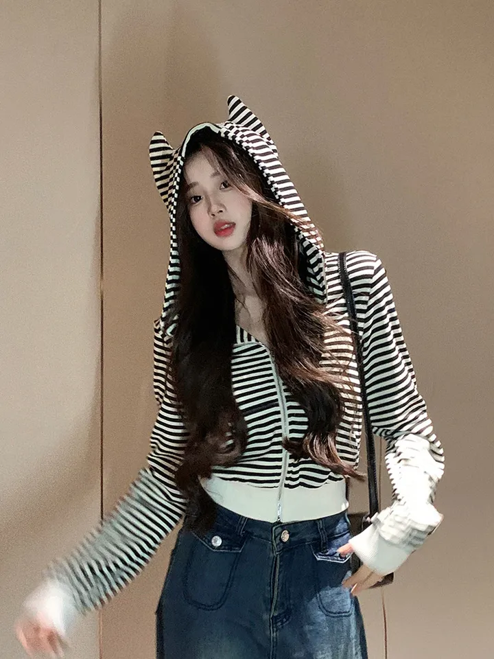 [인기🖤/빈티지]캣츠 스트라이프 후드집업 1color 슬림핏 여리핏 후드 후드집업 단가라 스트라이프 빈티지후드집업 y2k 펑크 고스룩 유니크 크롭 고양이 뿔후드 유니크 봄 상세 이미지 12