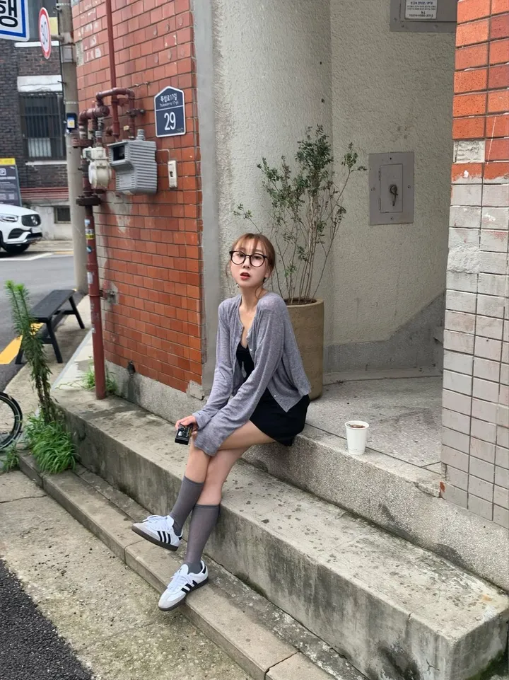 후기보장🔥 [팔뚝살제거핏🔥후기보장] 4계절진행 [여리핏] 콜로이드 보카시 찰랑 가디건 봄 여름 가을 루즈핏 4계절 라운드넥 긴팔 상세 이미지 20