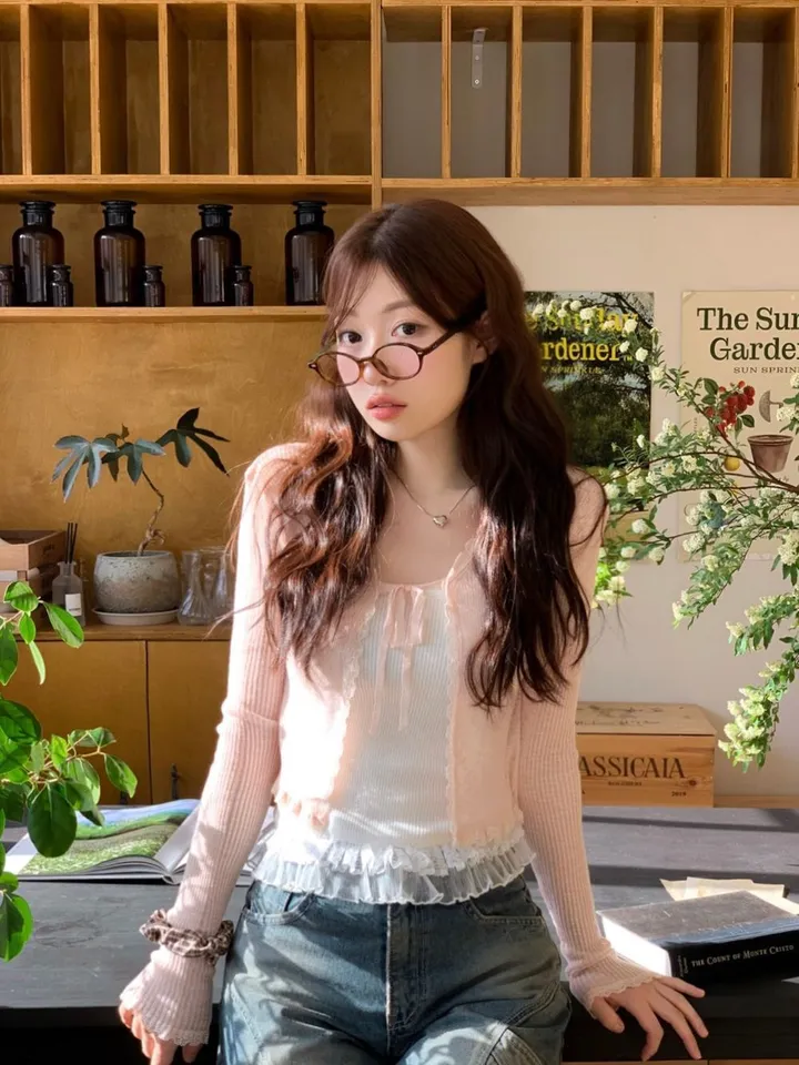 [여름까지 쭈욱🤍]클로에 빈티지 리본 스트랩 레이스 프릴 여리핏 롱슬리브 썸머 니트 가디건 5color 상세 이미지 25