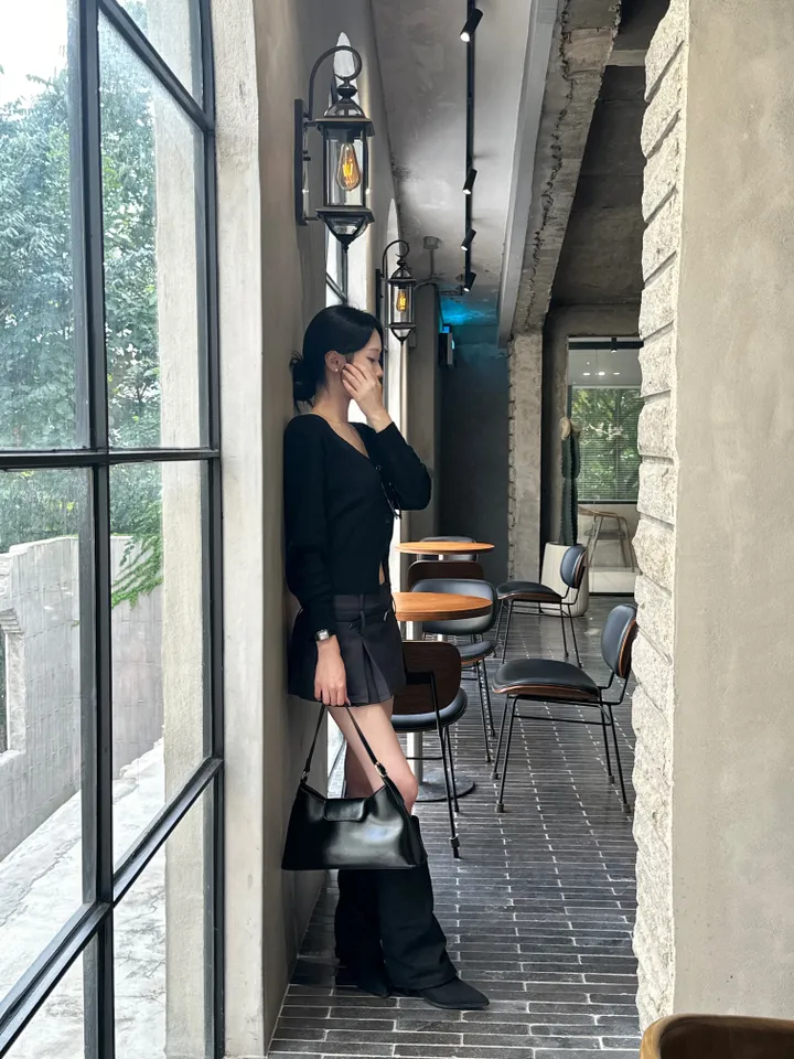 [단독*에이블리f/w신상/모델극찬/기본템정석*]심플베이직데일리니트가디건 -5color(아이보리,연브라운,블랙,연그레이,진그레이) 상세 이미지 29