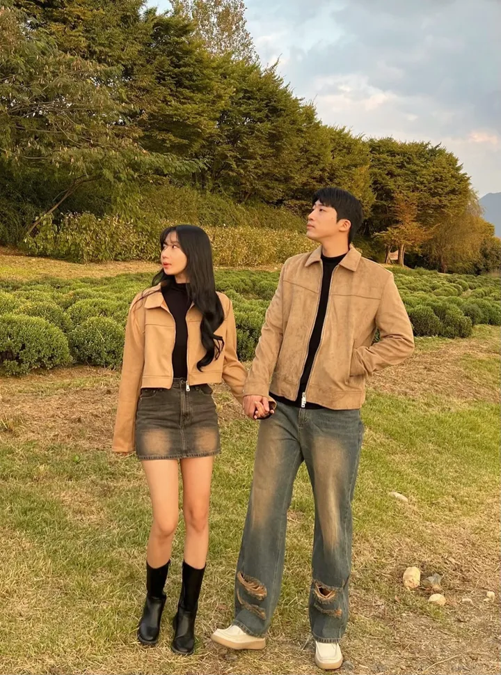 당일출고![단독/시밀러룩] 봄 가을 스웨이드 자켓 크롭 오버핏 워싱 청치마 청바지 커플룩 상세 이미지 5