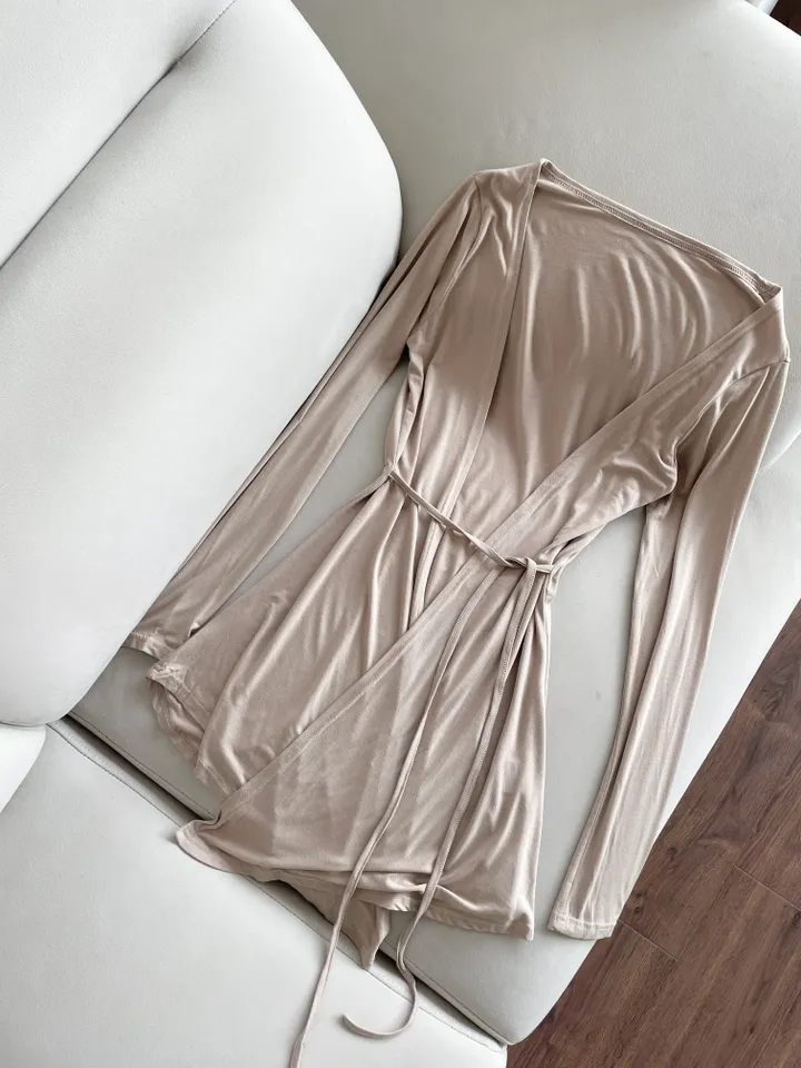 🤎동탄미시룩🍼간절기 필수템 끈 벨트 롱가디건 봄 환절기 가을 여름가디건 섹시 청순 번따룩 허리 잘록 남친 이벤트 미시룩 여캠 bj 엑셀 방송 파티룩 페스티벌 클럽 샴걸 할로윈 상세 이미지 6