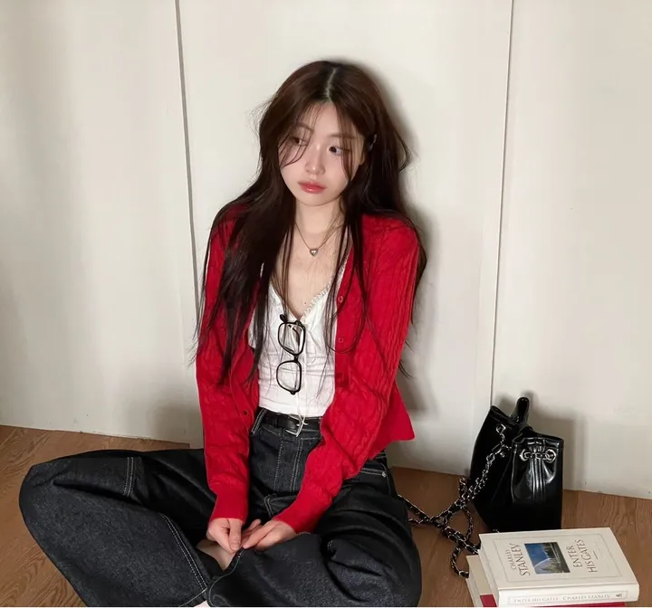핀터 잘록 꽈배기 브이넥 버튼 긴팔 니트 가디건 4color 상세 이미지 20
