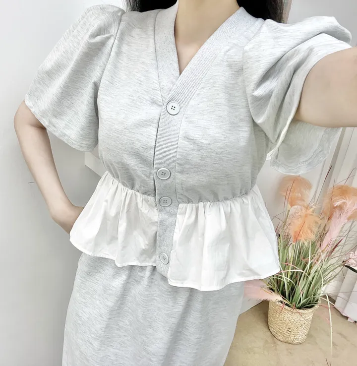 *세트가격+선주문터짐* 어깨패드O 핑키 프릴 퍼프 가디건 + 밴딩짱짱 뒷트임O 롱스커트 (2COLOR) 투피스 트레이닝세트 마실룩 장마룩 레이어드코디 휴양지룩 여행코디 상세 이미지 12