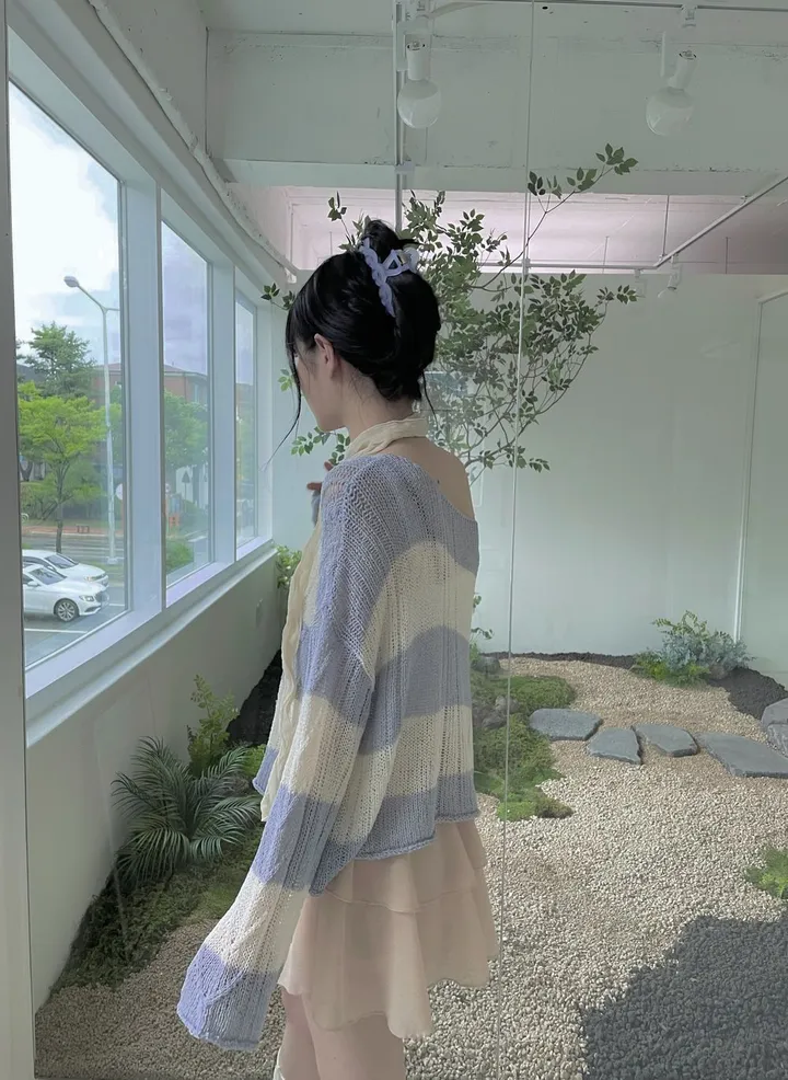 나나 시스루 스트라이프 루즈핏 입술넥 니트 3color 상세 이미지 42