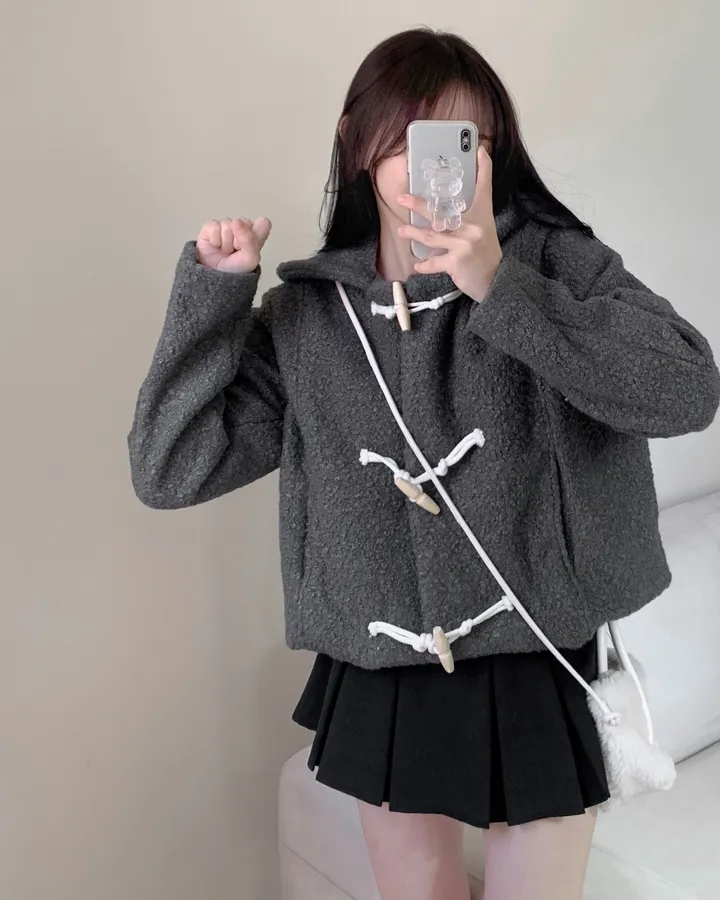 [따뜻아방핏!/모델강추💕] 비숑 더플 떡볶이 뽀글이 후드 크롭 점퍼 숏양털 코트 자켓 상세 이미지 14