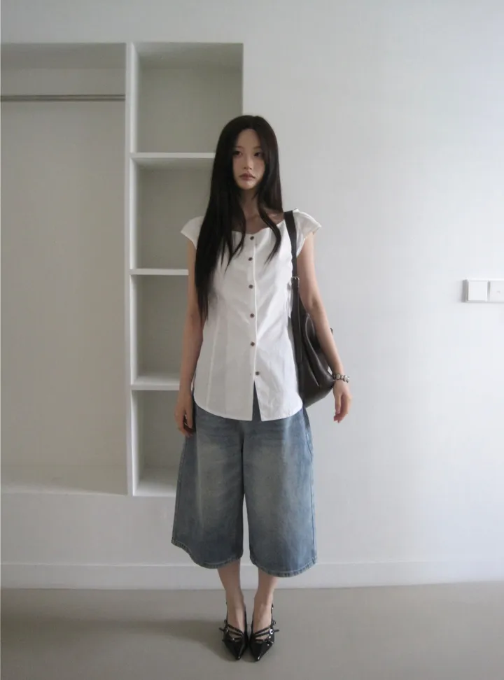 민소매 모델 착용 이미지-S1L18