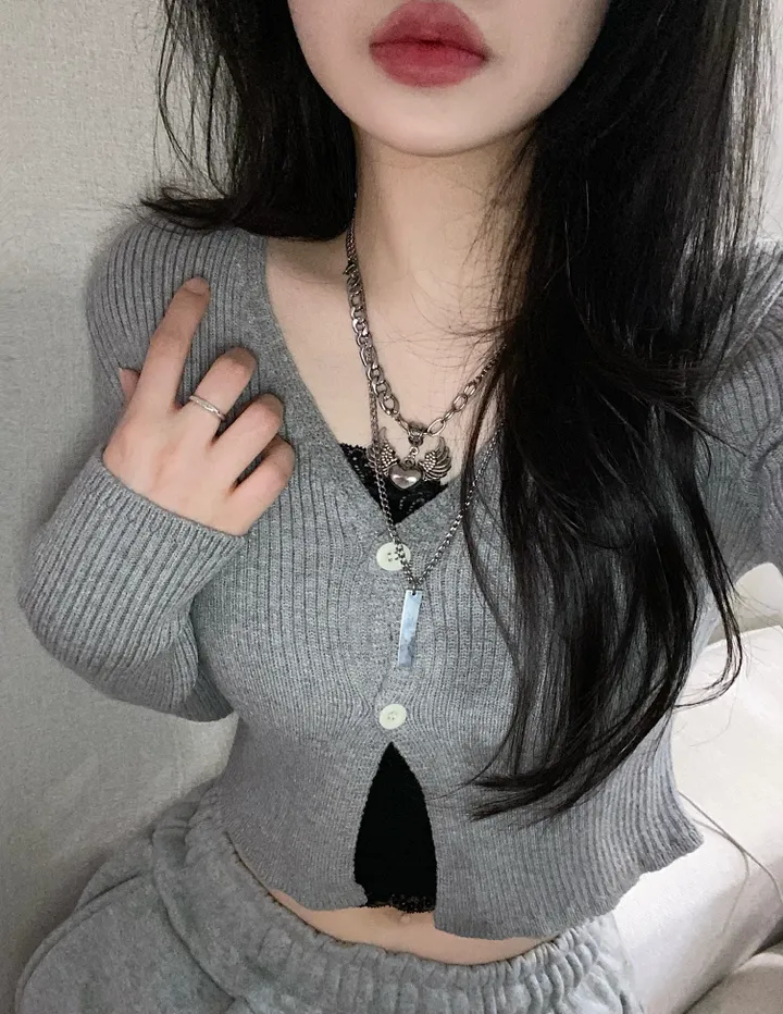 [봄신상🌷/색감보장/부드러워요☁]블라썸 브이넥 투버튼 골지 크롭 가디건 상세 이미지 3