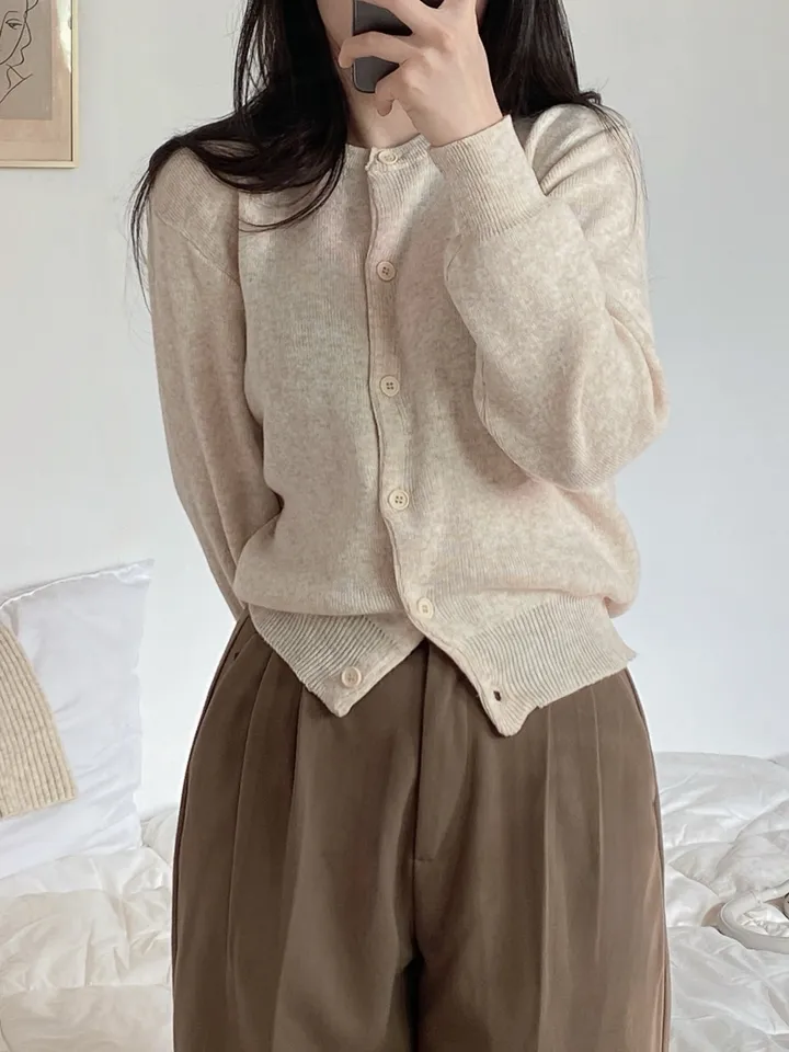 [데일리/인생핏] 라운드 무지 기본 긴팔 니트 가디건 상세 이미지 45
