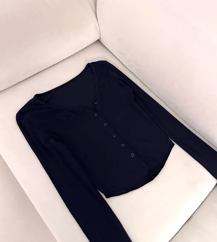 [리얼핏보장!!/타이set] 섹시글램 슬림핏 여리 가디건 스카프 세트 투피스 크롭 버튼 브이넥 모달 스판 여친룩 베이직 기본 레이어드 데일리 데이트룩 봄 가을 신상 청순 여신룩 상세 이미지 31