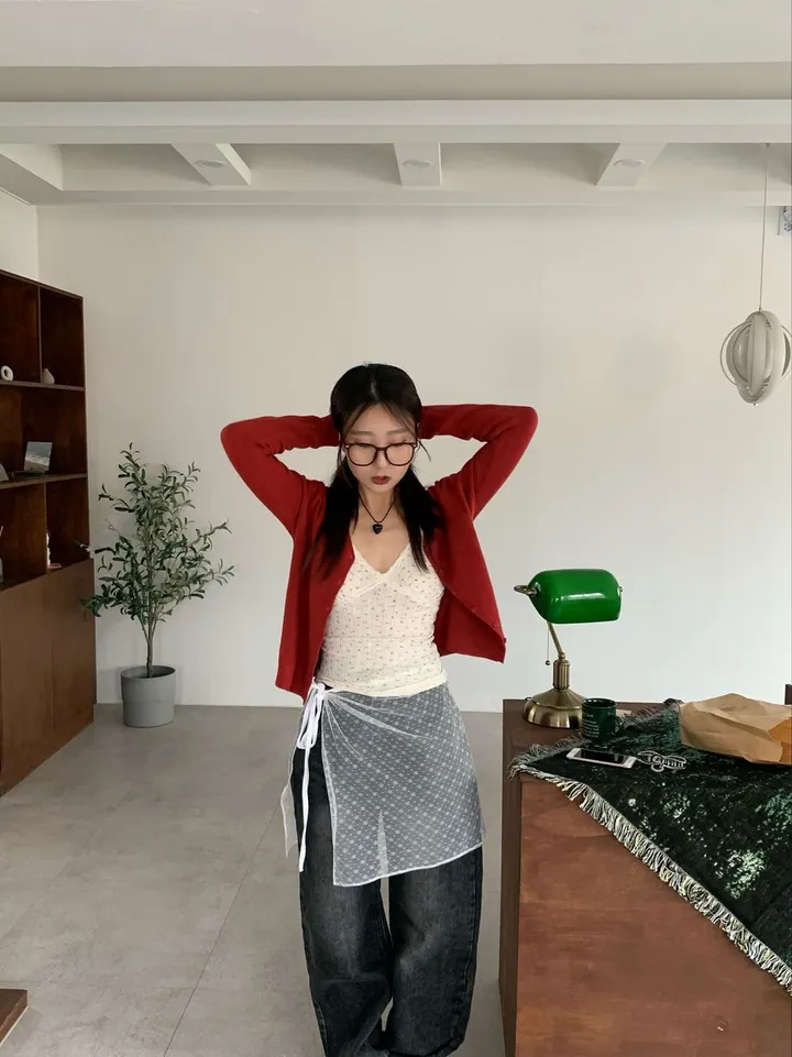 당일발송🔥메르디 브이넥 긴팔 니트 가디건 노랑 레드 화이트 블랙 봄 여름 가을  루즈핏 상세 이미지 41