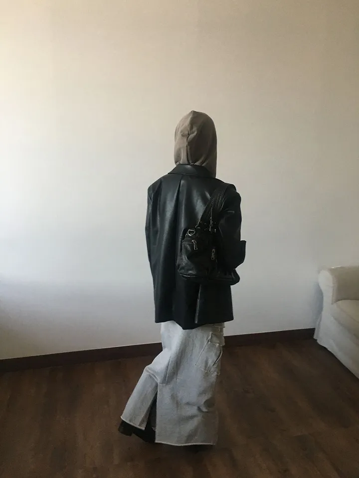 피그먼트 크롭 후드 집업 (4color) 상세 이미지 34