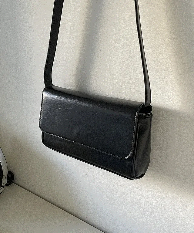 스퀘어 숄더 크로스백