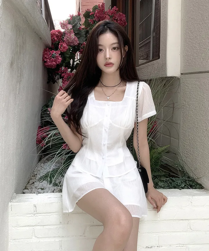 [투피스 set💗치마바지] 셀럽 스퀘어넥 허리끈 여름 하객룩 반팔 블라우스 미니 스커트 치마바지 투피스 세트 / 데이트룩 미니원피스 클래식블랑 상세 이미지 4