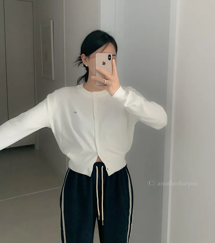 미니 심볼 펜던트 라운드 숏 가디건 4col : 어나더포유 상세 이미지 33