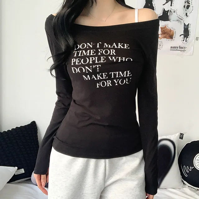 [날씬여리/3col] 해프닝 원숄더 레터링 시스루 긴팔 티셔츠 / 빈티지레터링 / 프린팅티셔츠 / 언발넥 / 오프숄더 / y2k / 트렌디 / 힙무드 / 군살커버 / 여리글램 상세 이미지 28