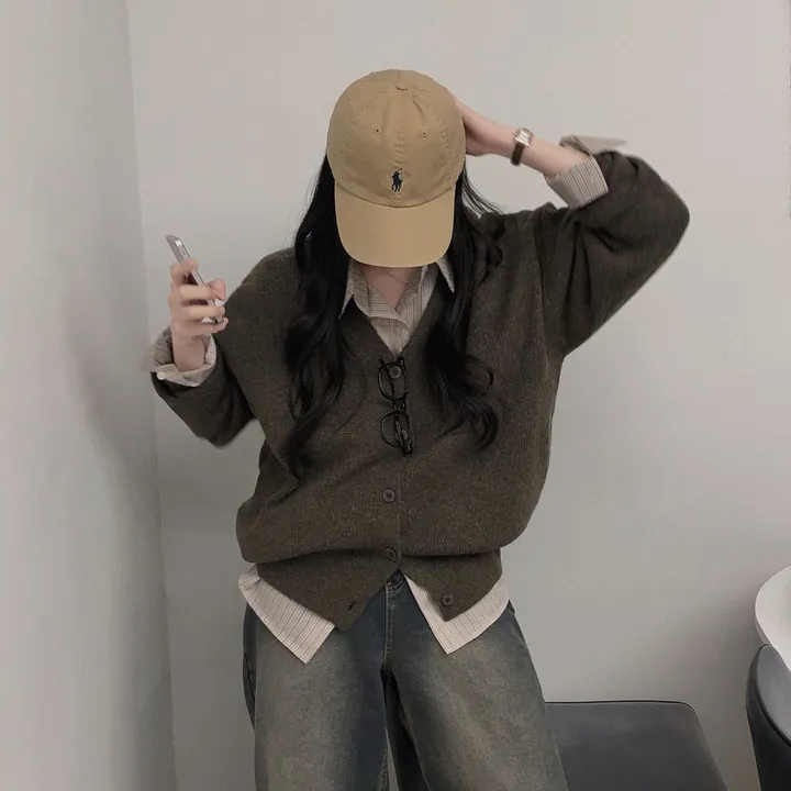 [인생가디건🤍]극여리 루즈핏 울 브이넥 니트 가디건 - 8color 상세 이미지 44