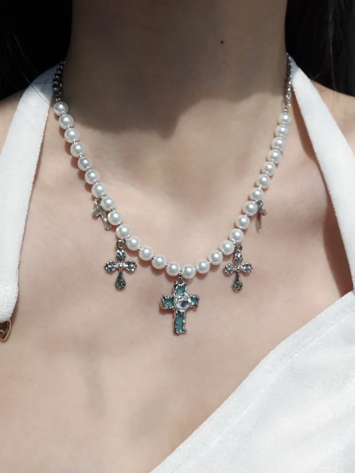 blue cross necklace | 블루 하트 십자가 진주 목걸이 상세 이미지 10