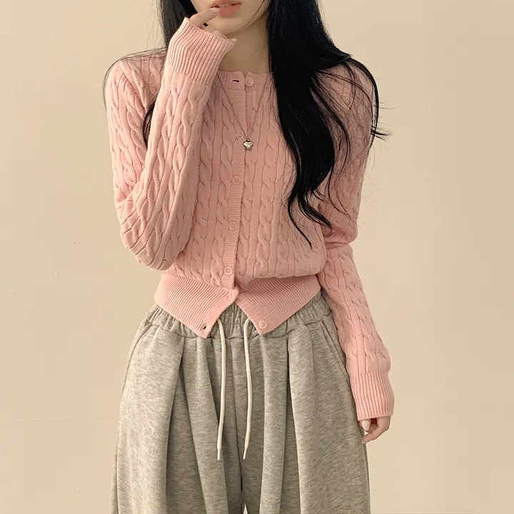 [국내제작/봄가디건🤍] 허리 잘잡아주는, 꽈배기 라운드 크롭 기본 슬림핏 허리잘록 니트가디건 상세 이미지 18