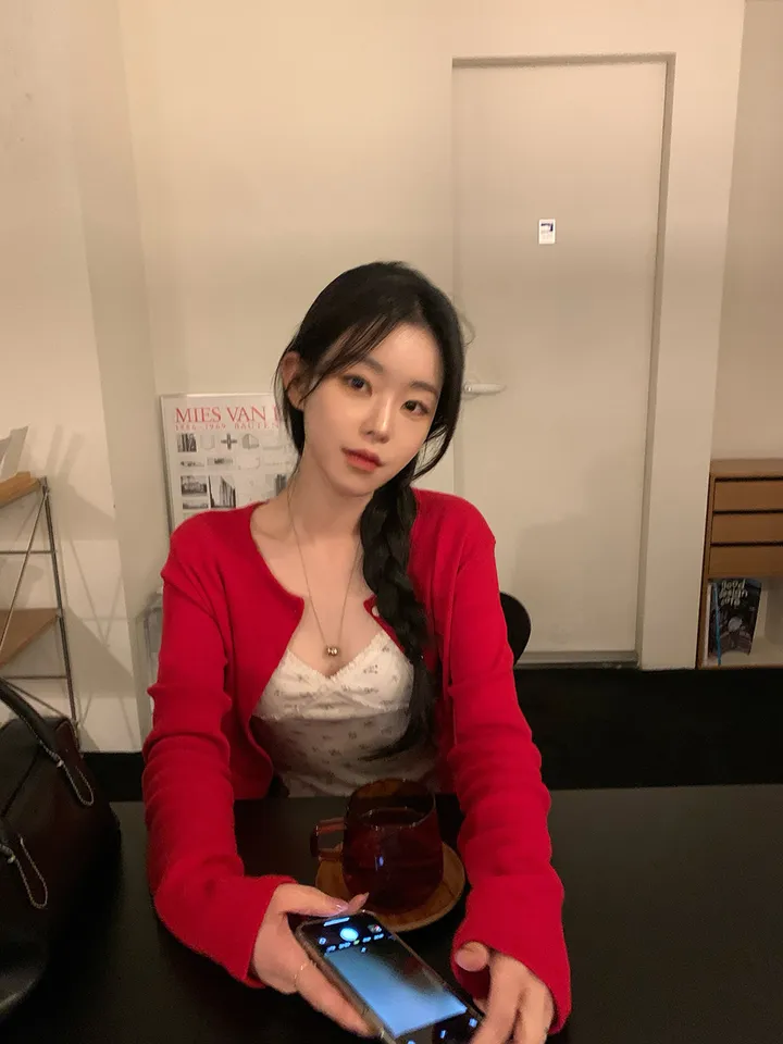 [ 3천장돌파 ] 펀칭가디건 크롭 라운드 가디건 루즈핏 레드가디건 빨간가디건 라운드넥가디건 빈티지가디건 상세 이미지 5