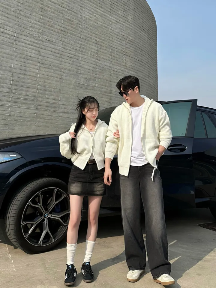 크롭&오버/ 커플 니트 집업 하찌 크롭 니트 오버핏 남녀공용 겨울 가을 봄 커플룩 시밀러룩 꾸안꾸 세트 투피스 남자 코디 데이트 빅사이즈 청치마 청바지 데님 미니 스커트 와이드팬츠 상세 이미지 8