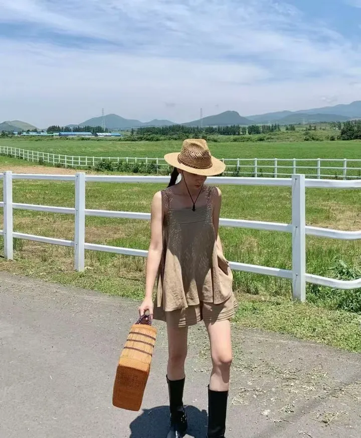 썸머 무드 핀턱 슬리브리스 + 반바지 SET 여름 휴가룩 바캉스 라운지룩 데일리 캐주얼 상세 이미지 14