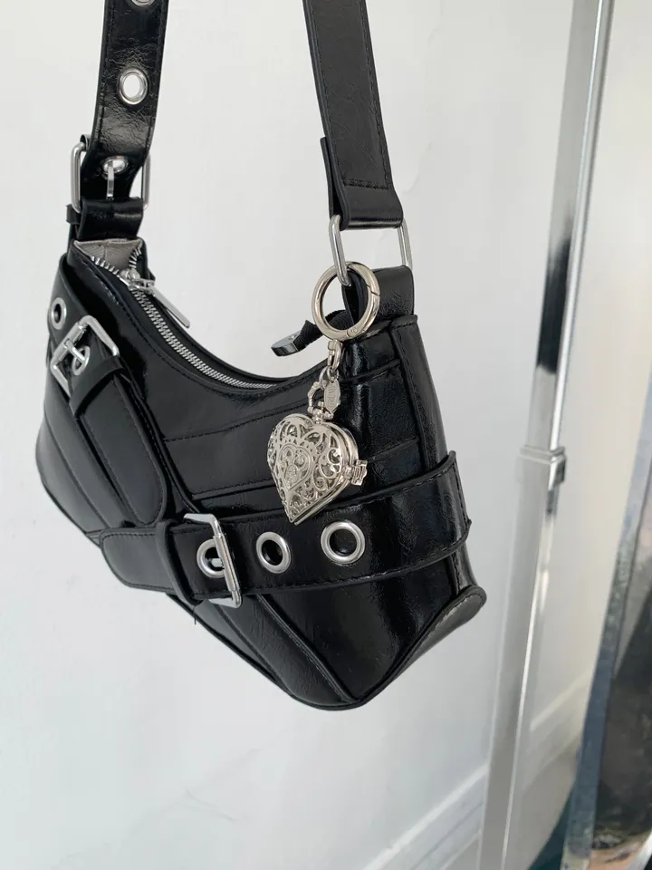 Ethereal Heart Watch Keychain 상세 이미지 21