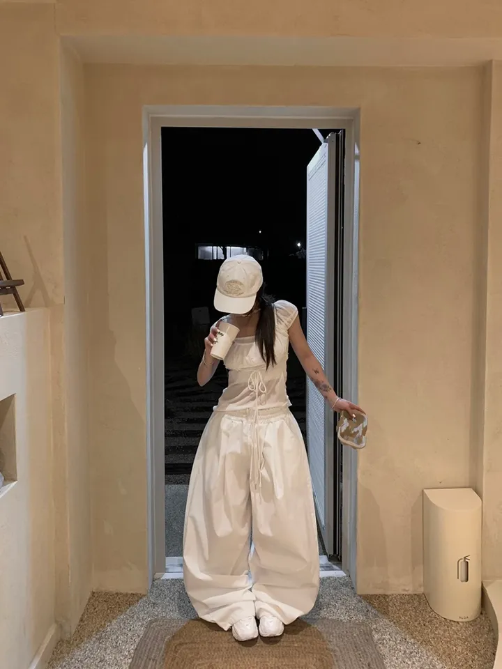 (UNISEX) 머니 나일론 더블 핀턱 스트링 벌룬 PT / 오버핏 와이드 밴딩 트레이닝 벌룬핏 팬츠 바지 와이드팬츠 벌룬팬츠 트레이닝팬츠 나일론팬츠 나일론바지 간절기 봄 여름 상세 이미지 6