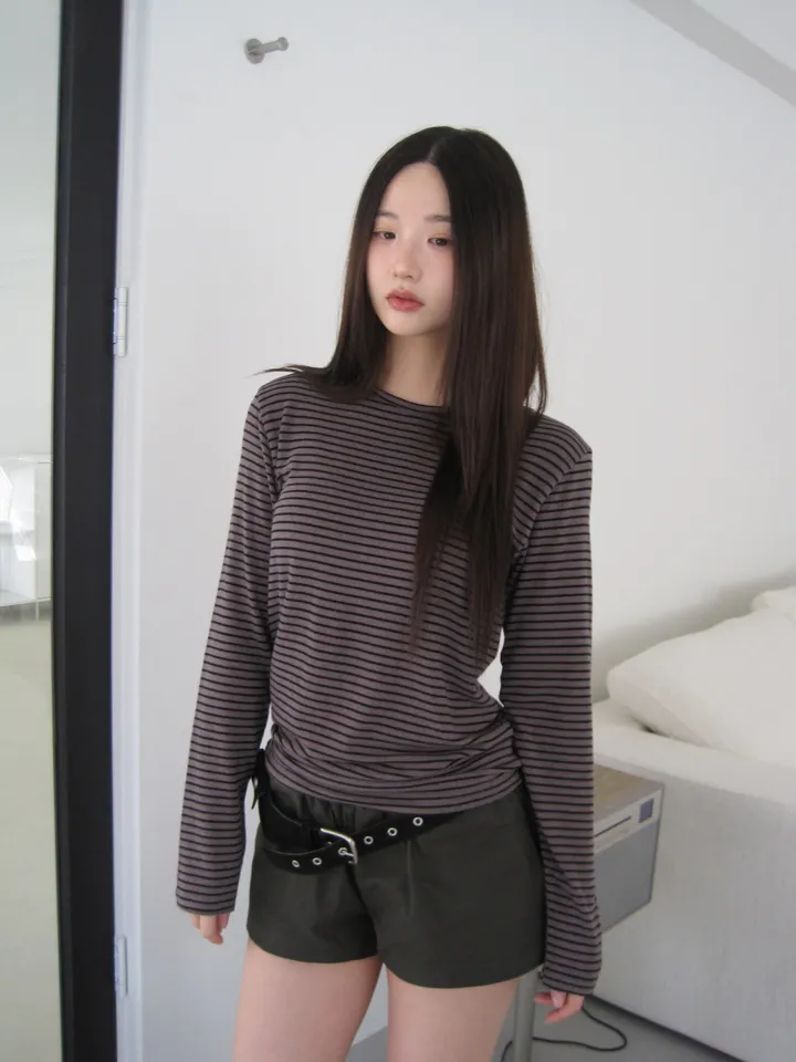 긴팔 티셔츠 모델 착용 이미지-S1L33