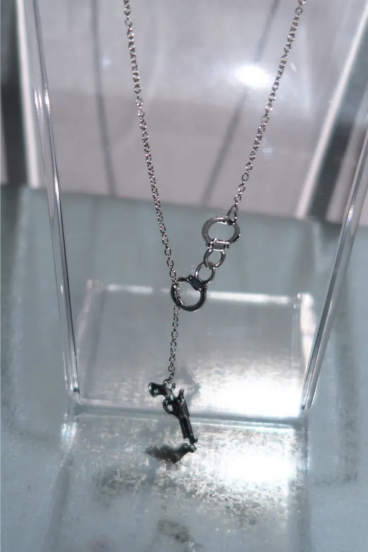 HANDCUFFS&GUN NECKLACE / 핸드커프스 앤 건 네크리스 상세 이미지 16
