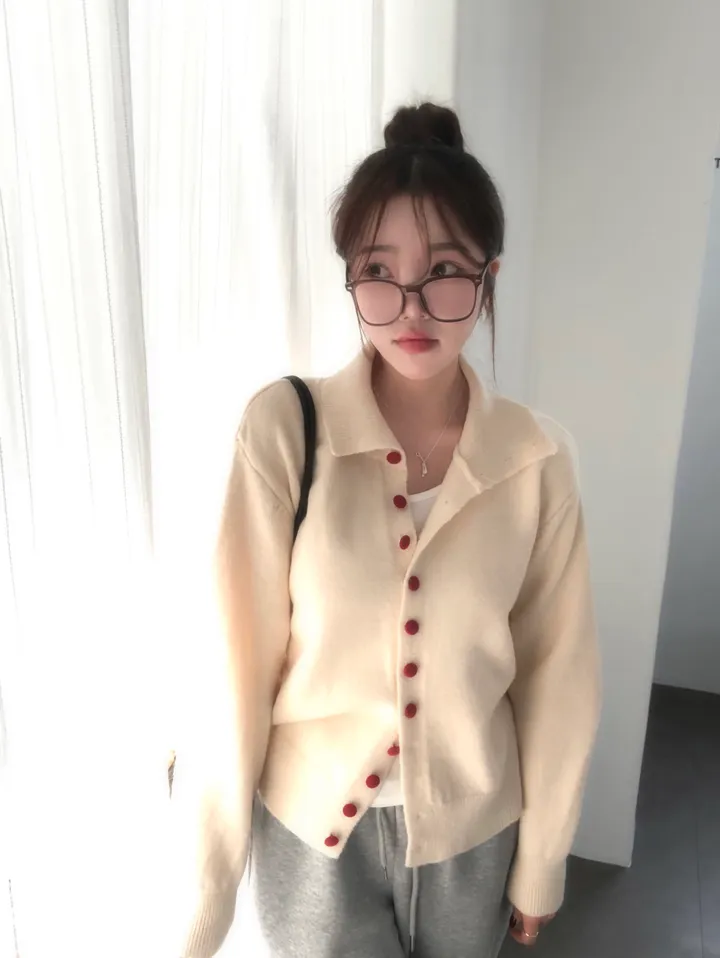 [색감보장🍒/흐물x탄탄! ]레드 콩단추  하이넥 폴라 니트 가디건-3col 상세 이미지 14