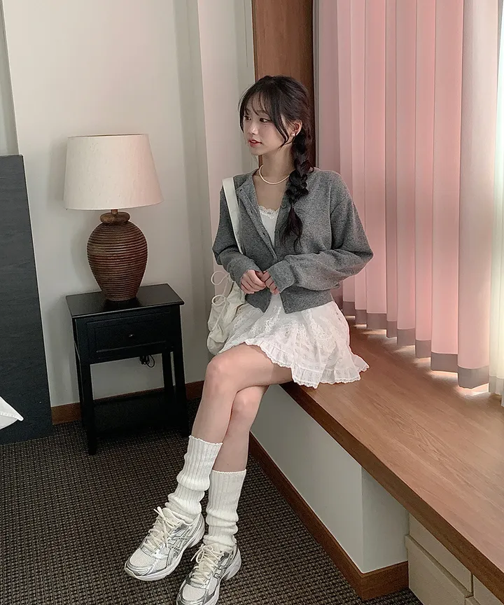 [데일리강추💗] 블러 라운드넥 가디건 봄 가을 / 출근룩 긴팔니트 봄가디건 가을가디건 하객룩 데일리룩 클래식블랑 상세 이미지 8
