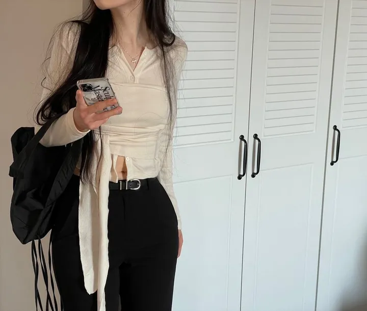 웨이드 무드 버튼 투웨이 물결 랩 가디건 2color 상세 이미지 25