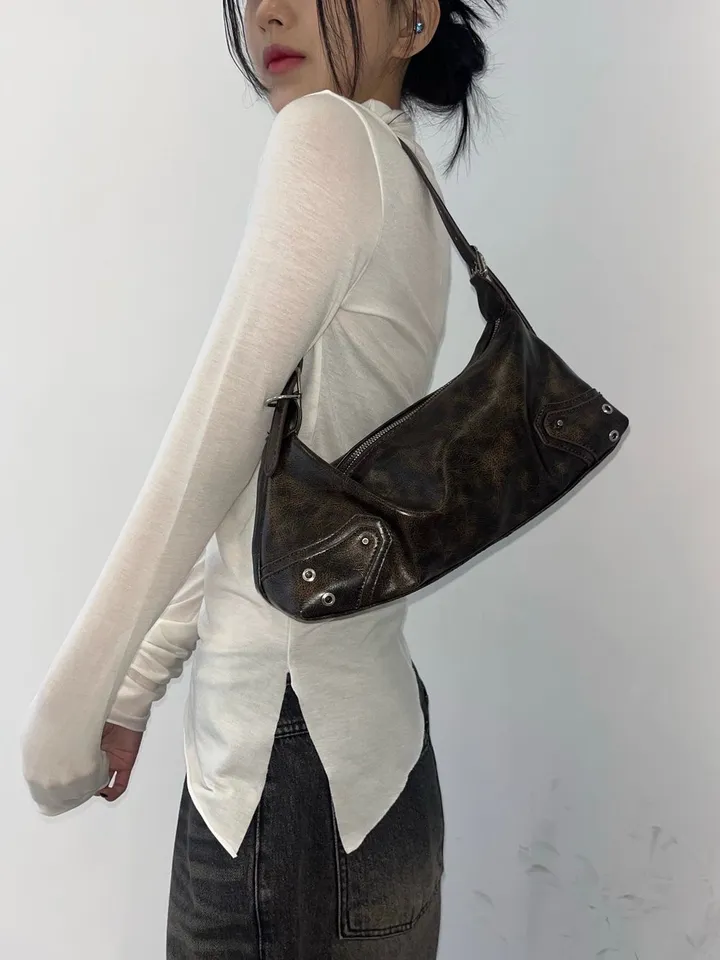 [당일발송/주문폭주]Vintage stud shoulder bag 상세 이미지 5