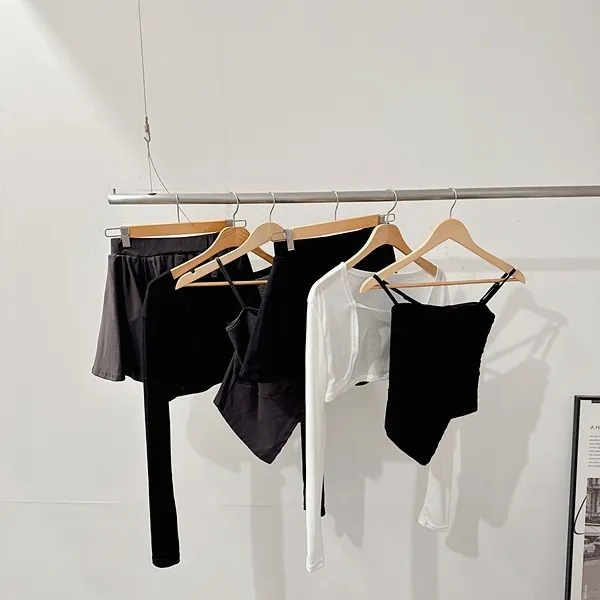 ❤️최저가❤️ *3pc [세트가격!/하이틴!] 펜시 스트랩 셔링나시 언발 사선 튜브탑 크롭나시 긴팔 크롭가디건 니트가디건 볼레로가디건 밴딩 A라인 플레어 미니스커트 여름투피스 세트 상세 이미지 40