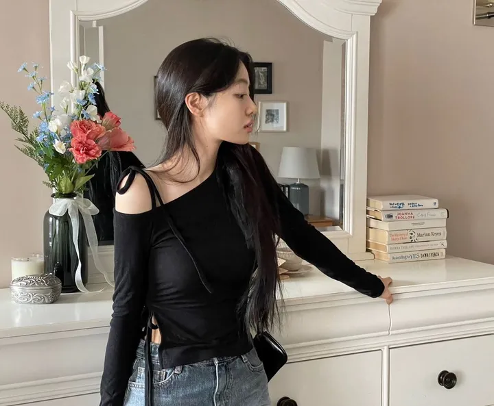플릿 리본 원숄더 셔링 스트링 시스루 니트 4color 상세 이미지 22