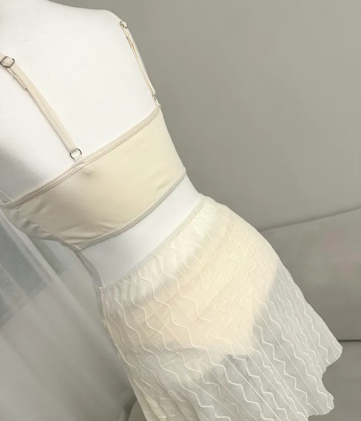 [최저가/군살커버/핏대박!!] 4pcs 커버업 크롭 물결 여리핏 가디건 + 프릴 스판 언발 스커트 세트 섹시 글램 청순 비키니 인생샷 수영복 비치웨어 휴양지 해외여행 시스루 유니크 상세 이미지 15