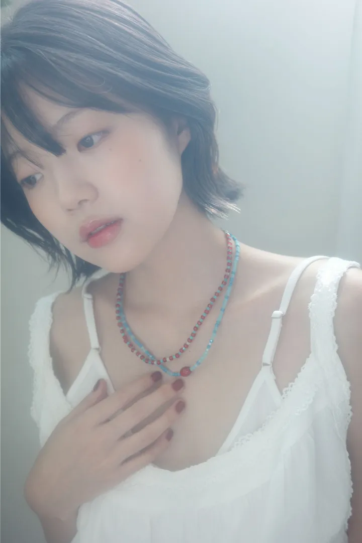 악세사리 모델 착용 이미지-S1L15