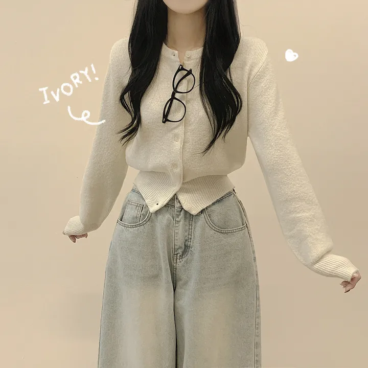 [허리잘록~뽀송따뜻💭] 부드러운 데일리 라운드 크롭 슬림 니트가디건 상세 이미지 4
