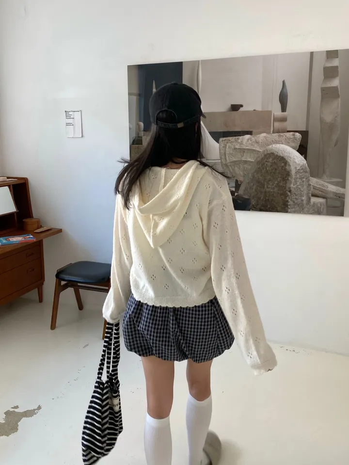 [💖뽀송/주문폭주]버터 플라워 펀칭 루즈핏 아방핏 단추 여리여리 니트 후드 가디건 상세 이미지 25