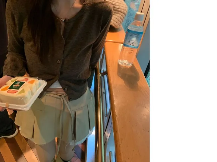 [캐시미어🧶여리핏] 메리 라운드 캐시미어 울 니트 가디건 봄 여름 가을 겨울 개강룩 레드 상세 이미지 4