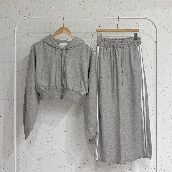 *세트바리* [투웨이지퍼!] 배색 두줄 벌룬 퍼프 크롭 긴팔 후드 집업 + 밴딩 뒷트임 포켓 미디 스커트 투피스 트레이닝 세트 3color 상세 이미지 11