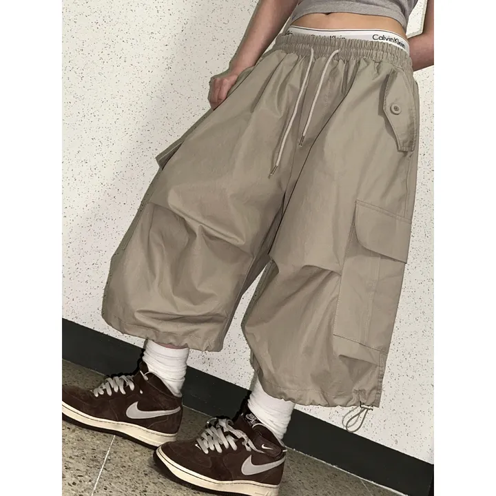 ★BEIGE 4/25 출고예정★[UNISEX]더블 포켓 커버 포인트 유니크 핀턱 카고 코튼 루즈 스트링 버뮤다 하프 팬츠(4color) 상세 이미지 15