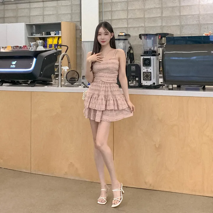 [나시스커트SET/고퀄ෆ러블리] 베링 레이스 프릴 뷔스티에 브이넥 캡 나시 + A라인 밴딩 캉캉 미니 스커트 투피스 세트 데이트룩 여행룩 바캉스룩 꾸안꾸 플리츠 발레코어 상세 이미지 26
